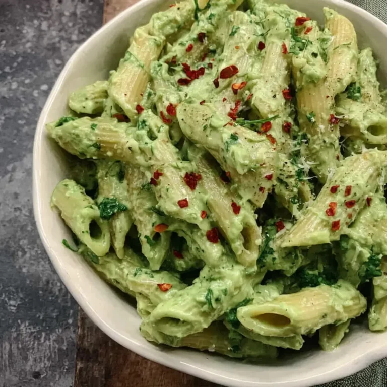 Cremige Avocado Pasta