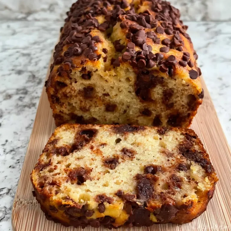 Veganes Bananenbrot mit Schokolade