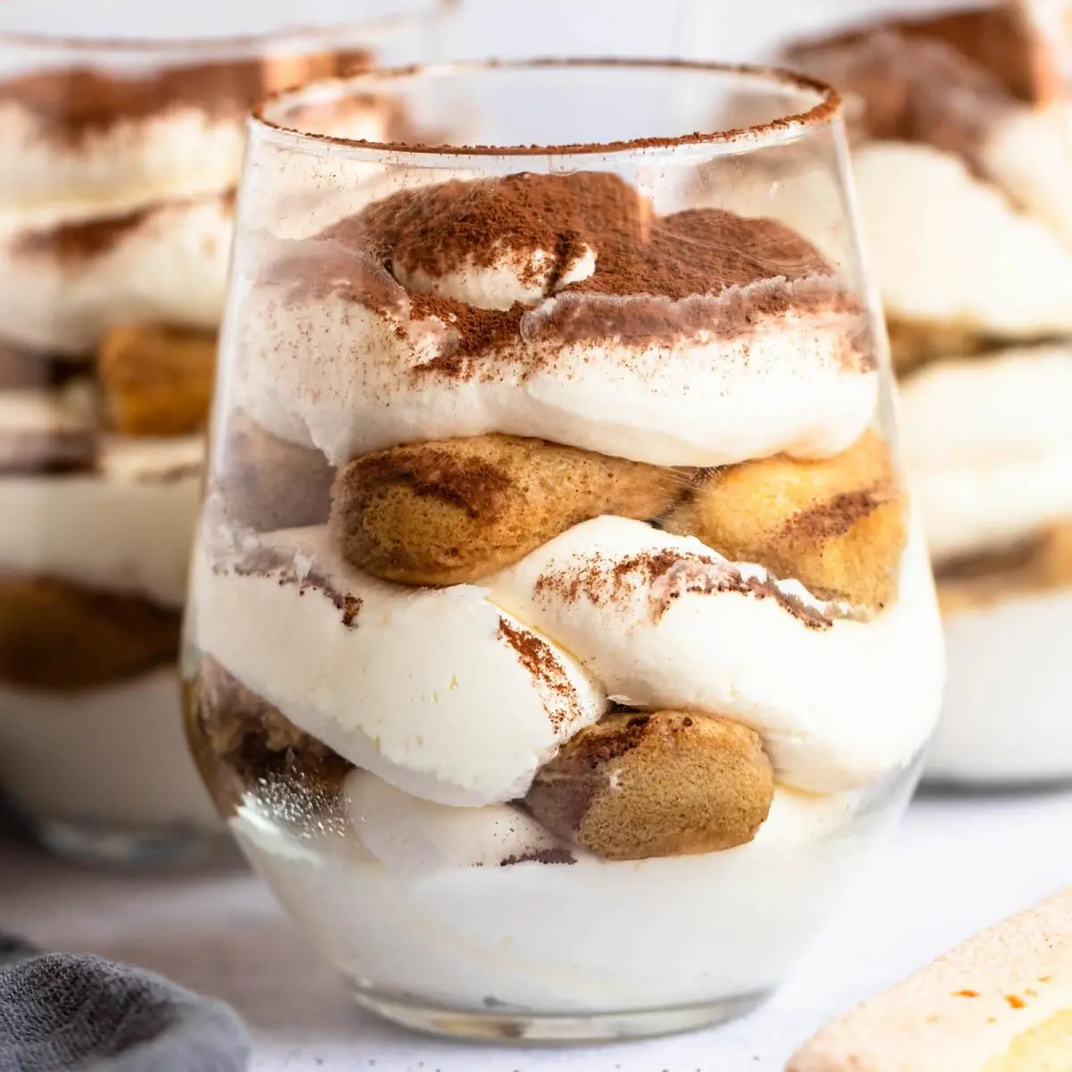 Crackle Shell Yogurt Tiramisu Cups