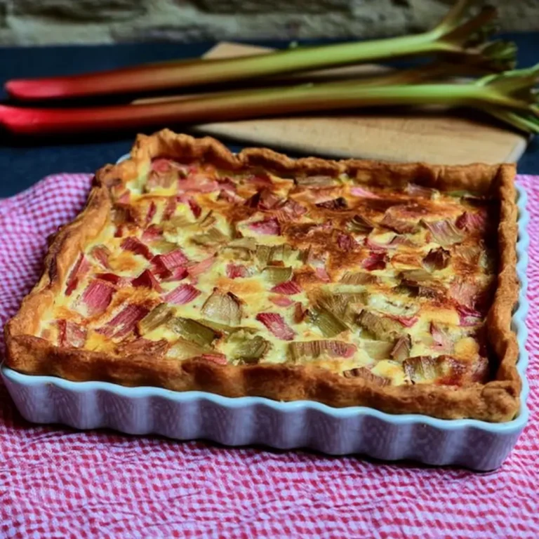 Elsässische Rhabarbertarte