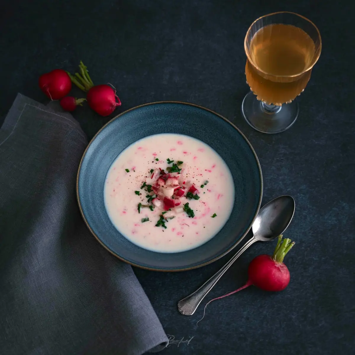 Kalte Radieschensuppe
