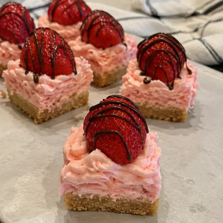 Chocolate Covered Strawberry Cheesecake Bites