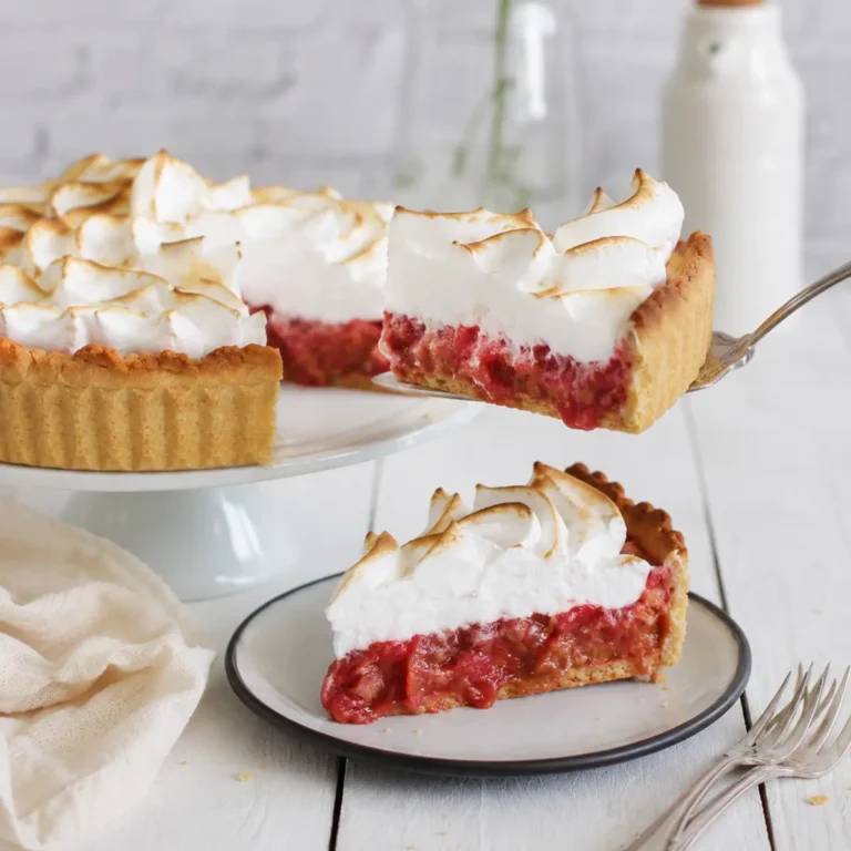 Rhabarber Baiser Tarte